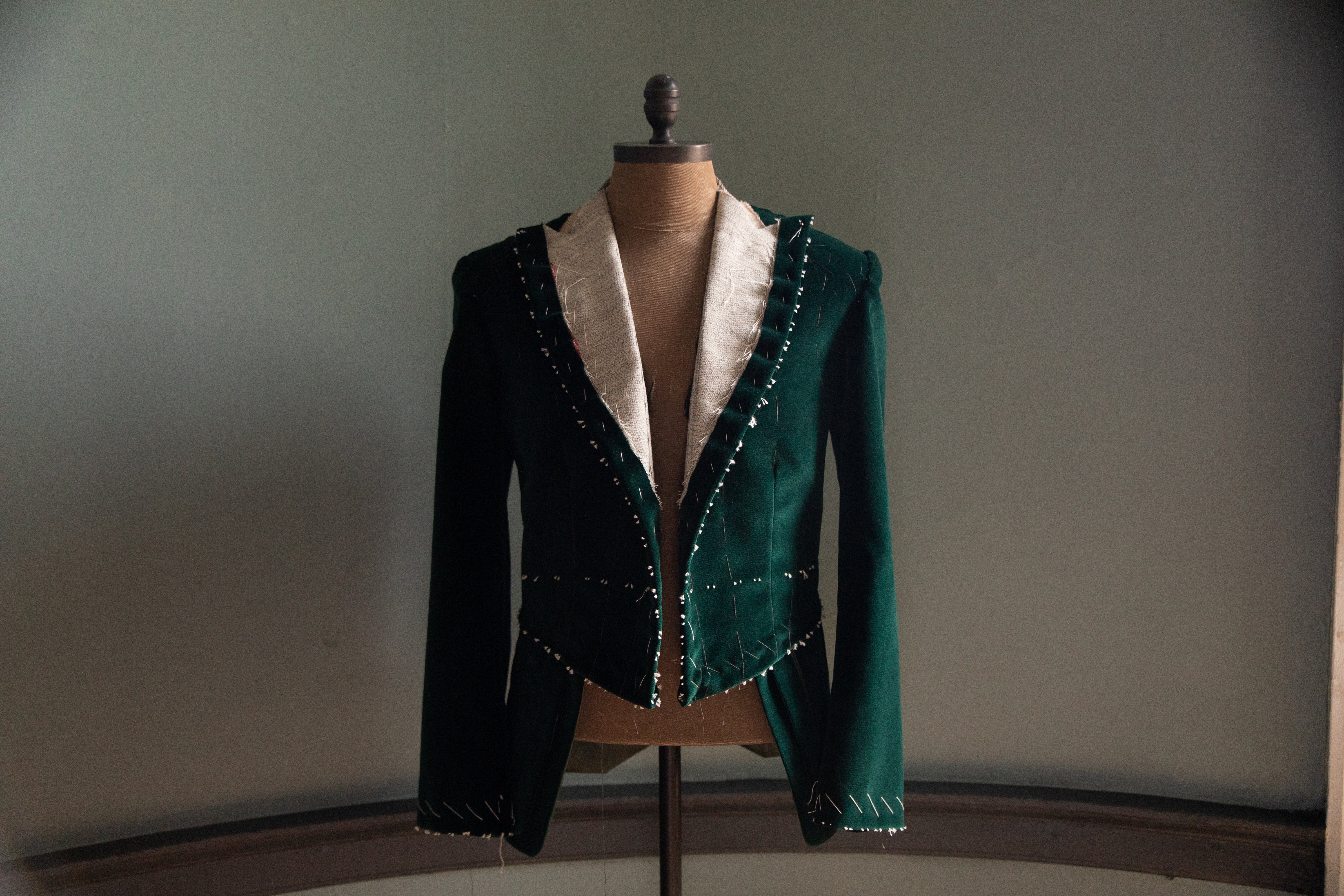 Threads of Structure: Tailoring x Architecture