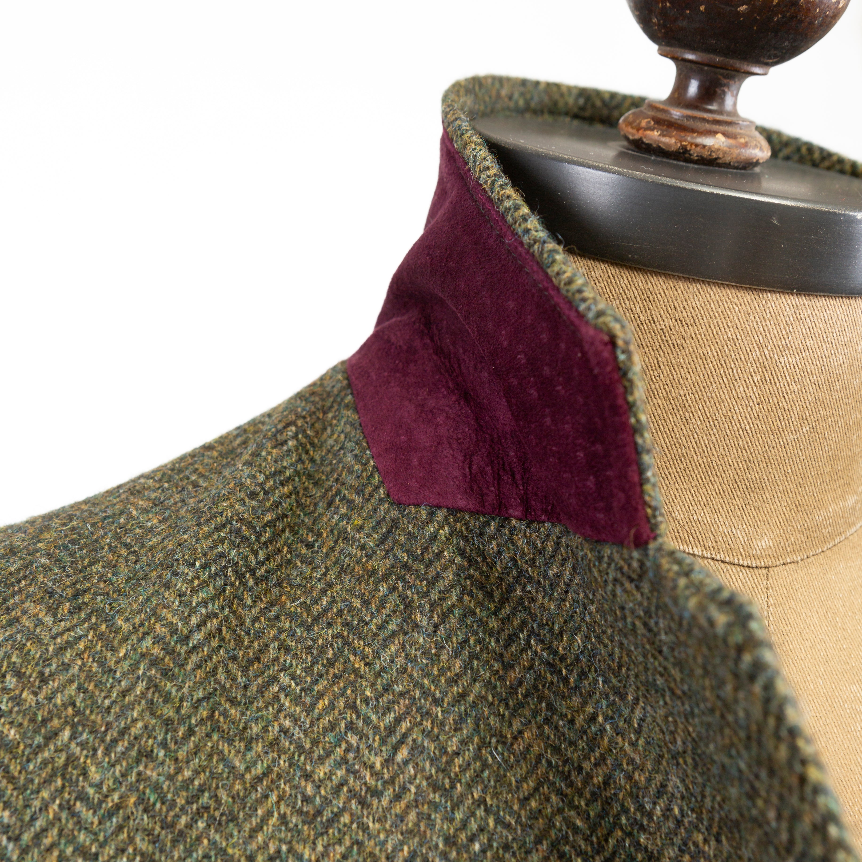 Clunie Coat in Green HB with Wine Suede