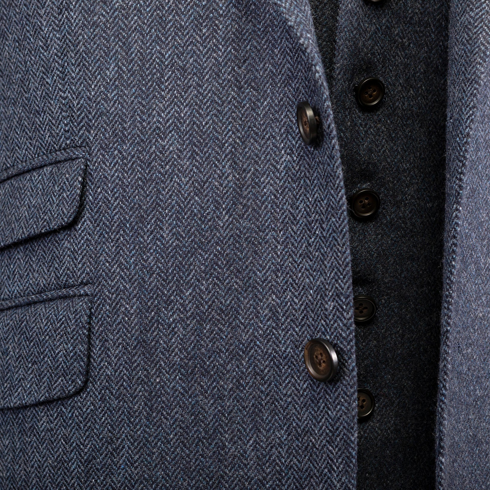 MacNeil Tweed Jacket in Blue HB